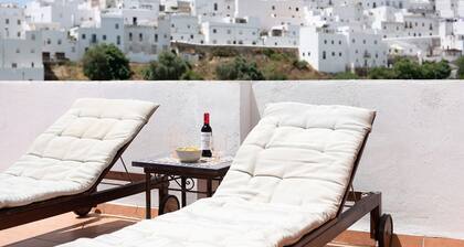 Appartement 'Cobijadas75 Janda' avec vue sur les montagnes, balcon et Wi-Fi