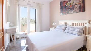 3 habitaciones, tabla de planchar con plancha y wifi gratis