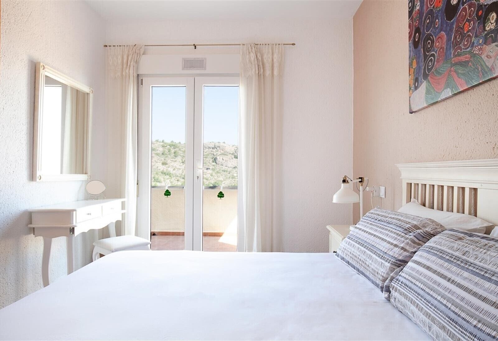 3 sovrum, strykjärn/strykbräda, gratis wi-fi och sängkläder