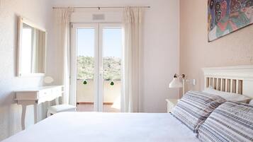 3 sovrum, strykjärn/strykbräda, gratis wi-fi och sängkläder