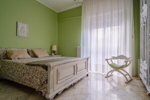 2 Schlafzimmer, Bettwäsche