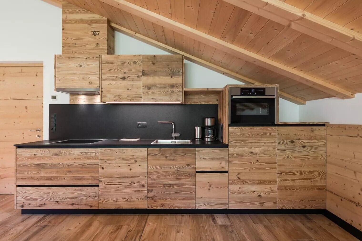 Kühlschrank, Ofen, Herdplatte, Geschirrspüler