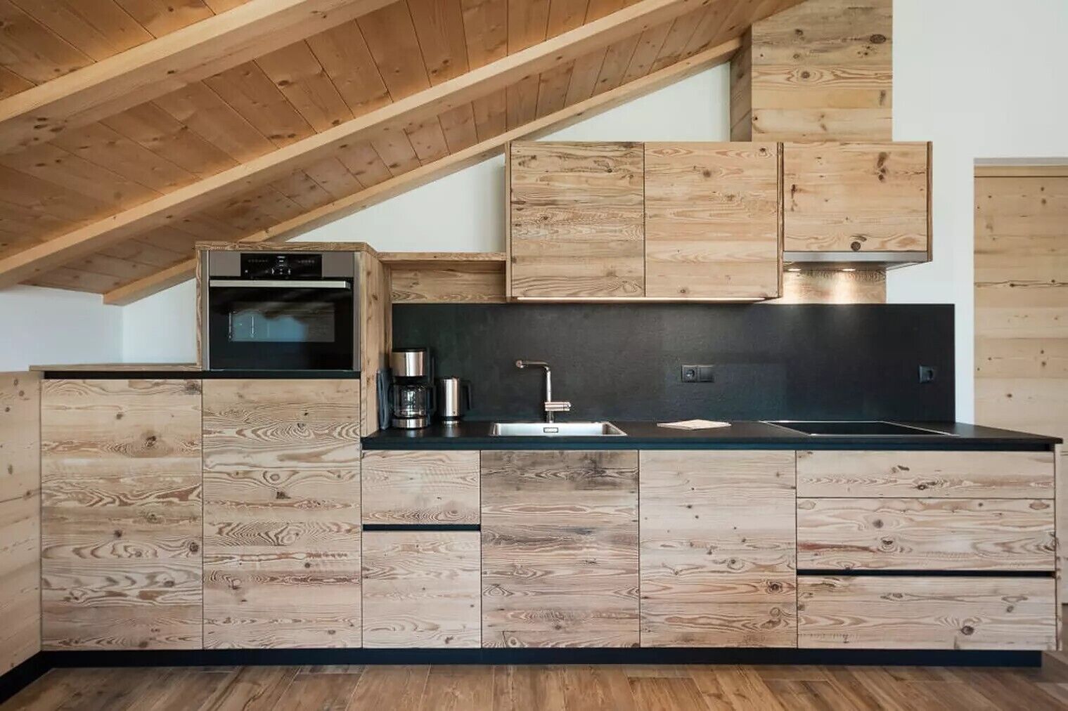 Kühlschrank, Ofen, Herdplatte, Geschirrspüler