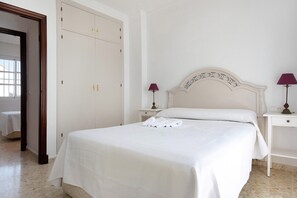 3 habitaciones y ropa de cama 