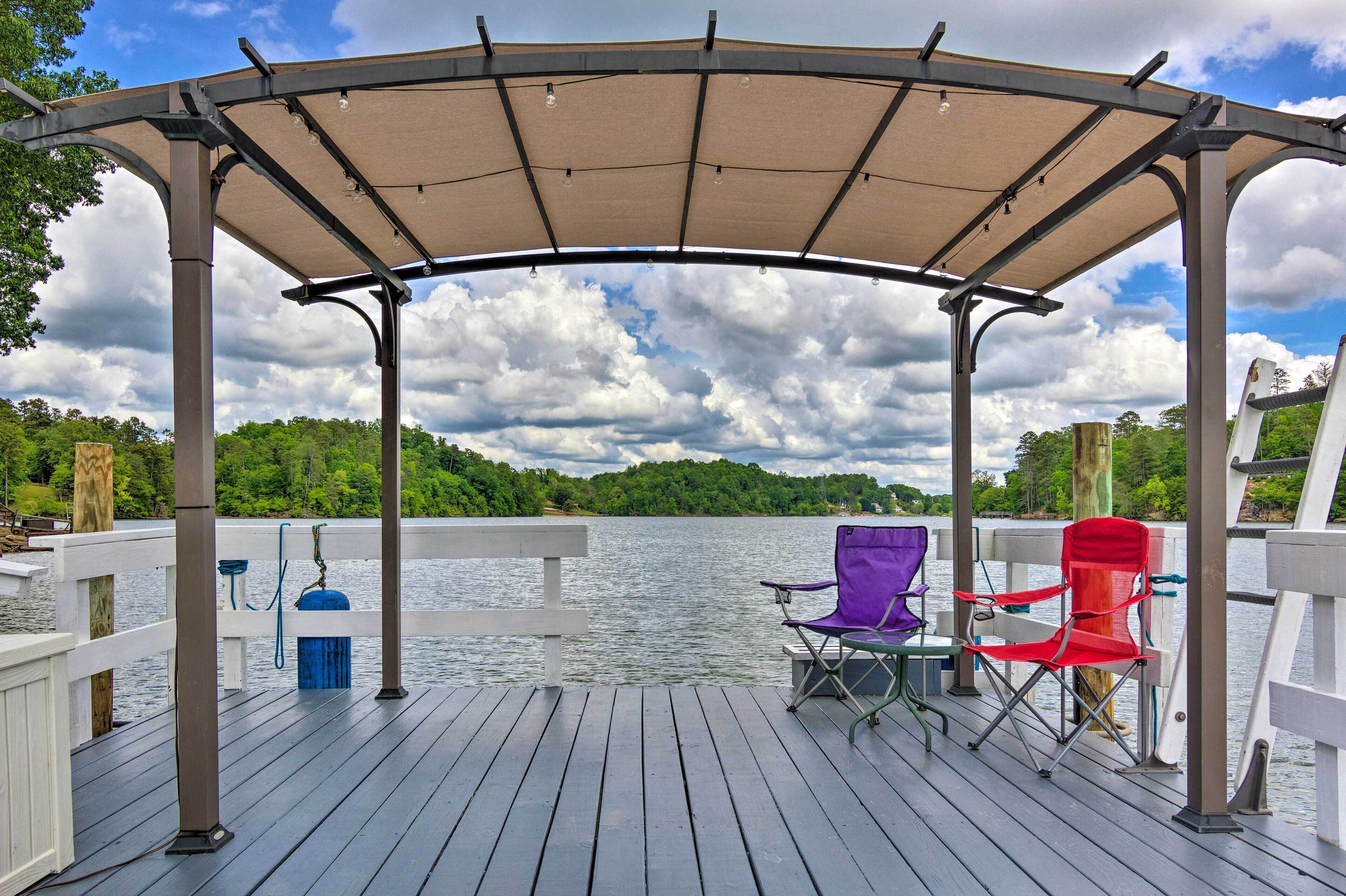 'Paradise Lakehouse' w/ Dock & Water Views!