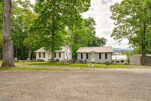 Exterior - Dandridge Cabin in Inspiration Cove w/ Lake Access (Dandridge)