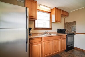 Fridge, microwave, stovetop, coffee/tea maker - Lakefront Cabin in Dandridge w/ Fire Pit & Grill! (Dandridge)
