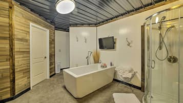 Hair dryer, towels