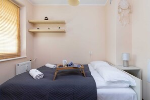 1 bedroom, iron/ironing board, WiFi, bed sheets