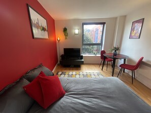 City Apartment | Living area | 40-inch LCD TV with cable channels - Modern 1BR City Centre Apartment (Sheffield)