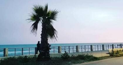 Livia's Dwelling Spacious Original Cozy for Digital Nomads and Families