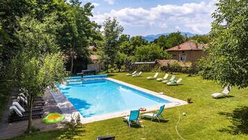 Beheizter Pool
