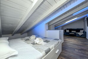 2 bedrooms, iron/ironing board, free WiFi