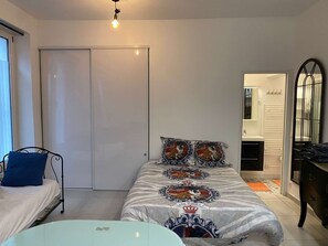 2 Schlafzimmer, Bügeleisen/Bügelbrett, WLAN