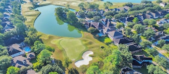 Gated Golf Course Home Near Cinco Ranch â Perfect for Remodels or Relocations!