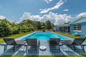 Outdoor pool - ⭐️POOL|GAMEROOM*Lanai Hangout*Open Concept Design🌊 (Ocala)