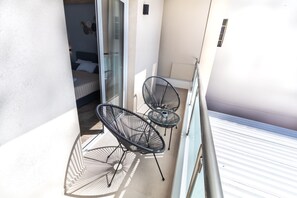 Studio | Uitzicht vanuit de kamer