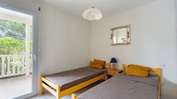 3 Schlafzimmer, BĂŒgeleisen/BĂŒgelbrett