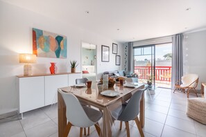 Interior - Modern flat for 4 within walking distance of the beach (Pléneuf-Val-André)