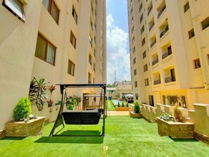 Terrace/patio - Lovely entire 1 bedroom apartment in Kileleshwa/Kilimani - Moon Valley Apartment (Nairobi)
