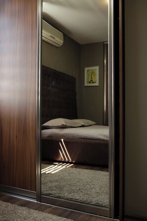 3 bedrooms, iron/ironing board, free WiFi, bed sheets - SkopjeLUX Apartments (Skopje)