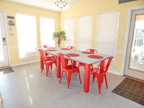 House, 3 Bedrooms | Dining