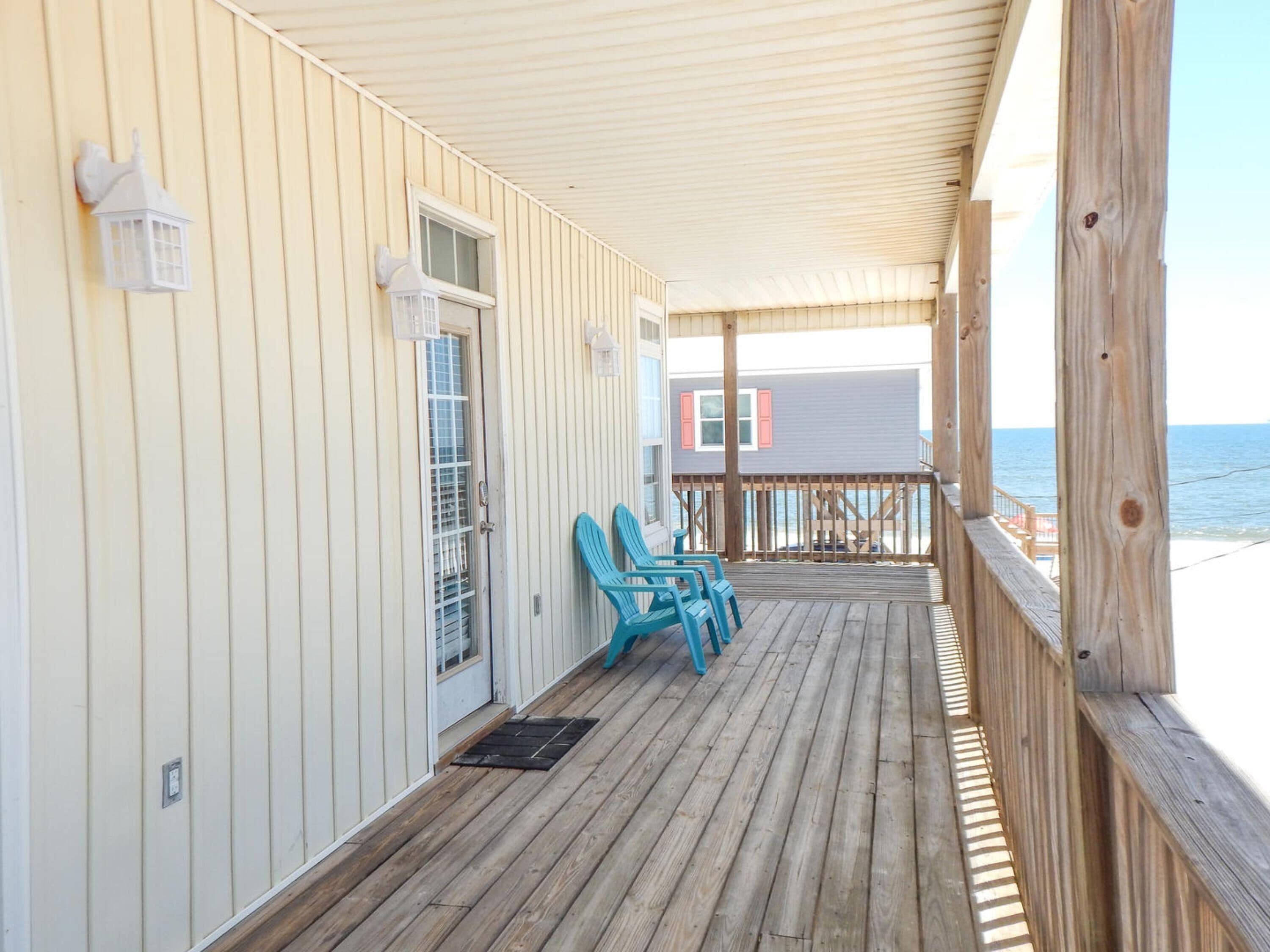 House, 3 Bedrooms | Balcony