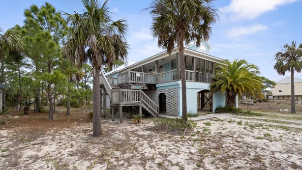 House, 4 Bedrooms | Exterior