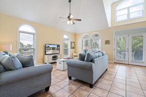 House, 4 Bedrooms | Living room - 024 Casita Rosa by ACP (Dauphin Island)