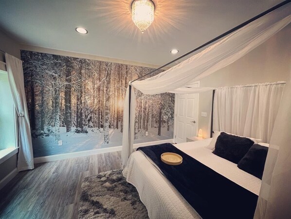 5 bedrooms, desk, iron/ironing board, free WiFi