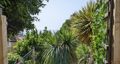 The St Clares Hideaway is a couples retreat with sea view