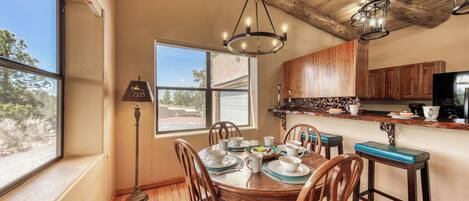 Studio (4 Bedrooms) | Property amenity