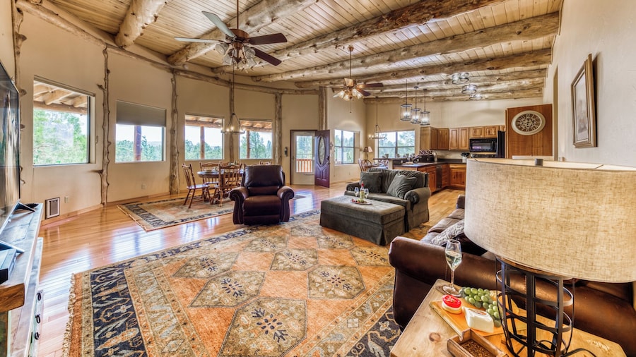 White Mountain Retreat by Ruidoso Vacation Rentals