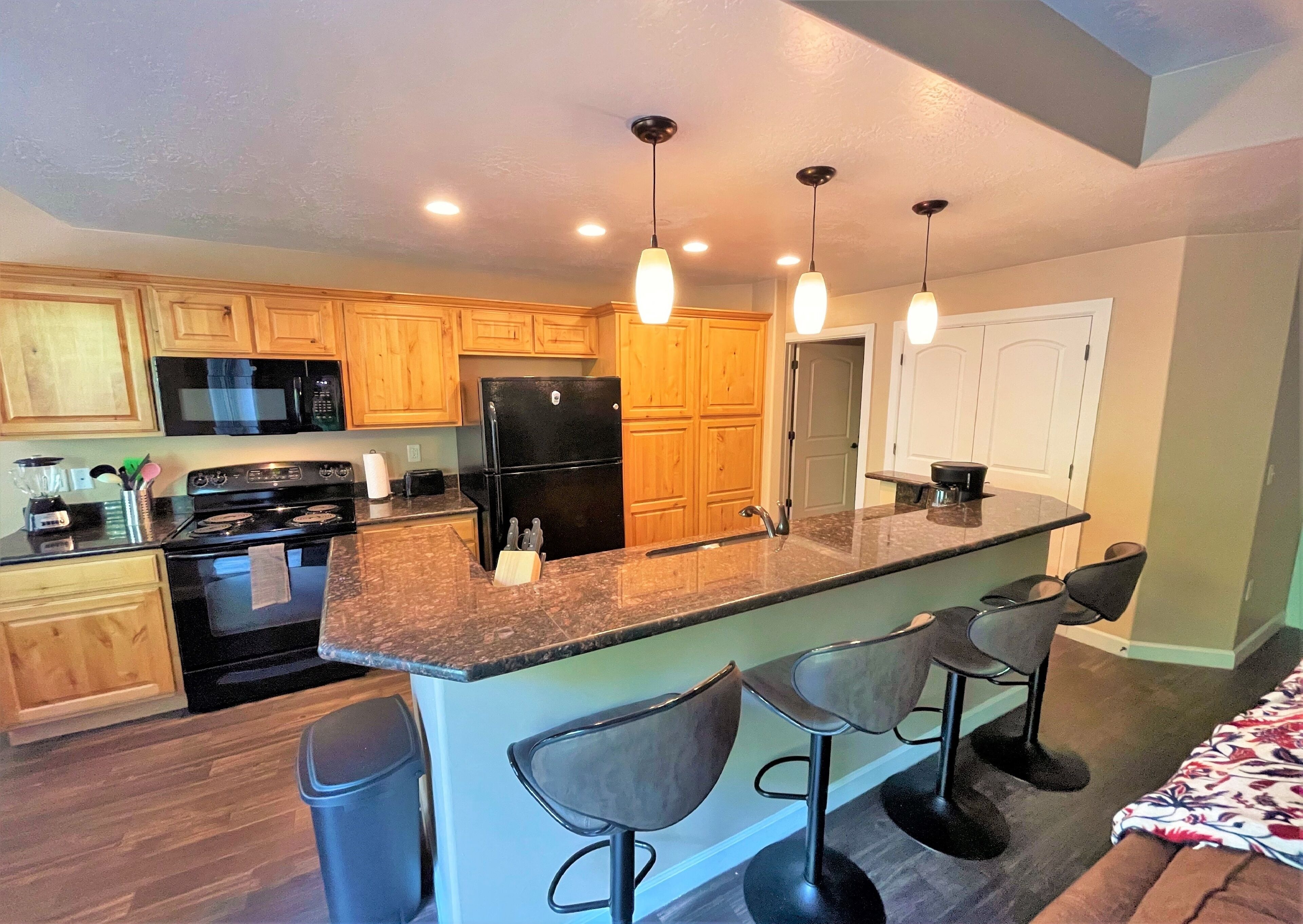 Kondominium, 3 kamar tidur | Dapur pribadi | Lemari es, oven, mesin pembuat kopi/teh, dan pemanggang roti