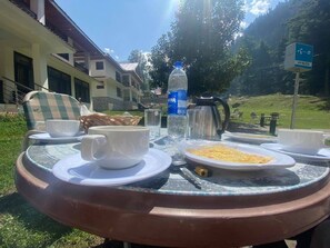 Free daily continental breakfast  - PinePark Lake Luxury Resort Naran (Balakot)