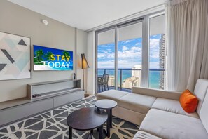 Apartment | Living area - OCEAN VIEW 2BD-2BA CONDO 2207 (Hollywood)
