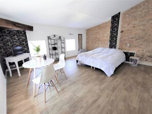 1 Schlafzimmer, Schreibtisch, kostenloses WLAN, Bettwäsche