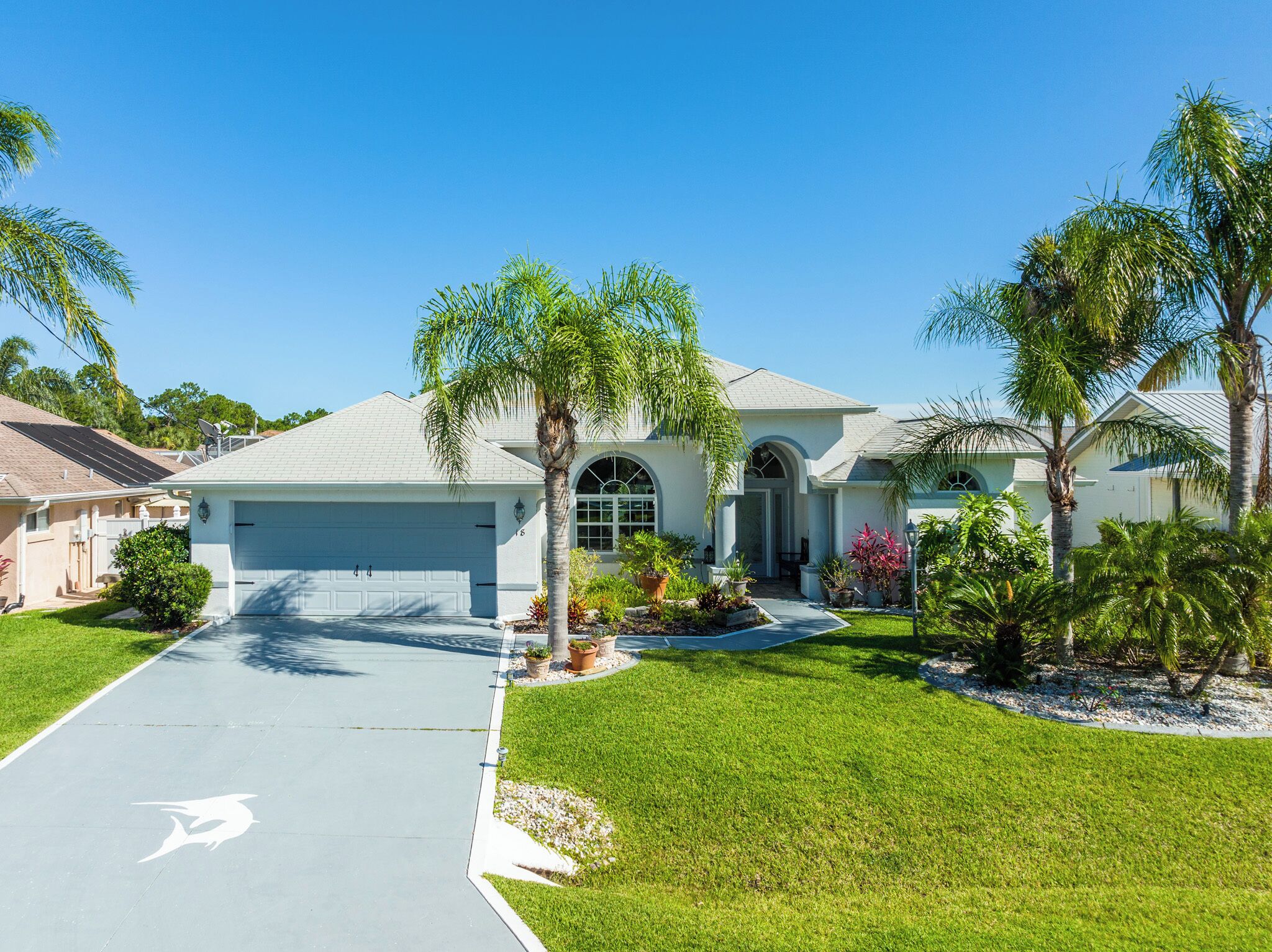 House (3 Bedrooms) | Property amenity