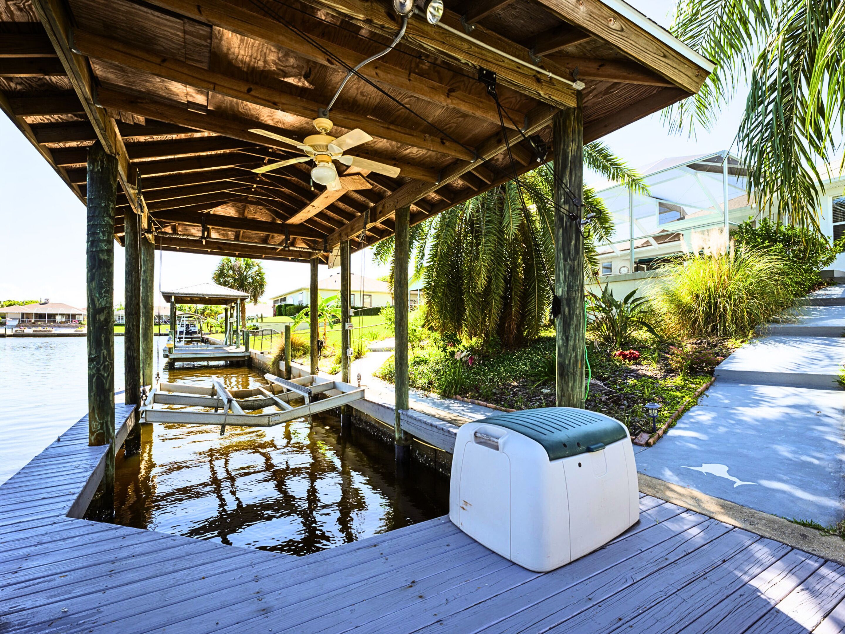 House (3 Bedrooms) | Property amenity