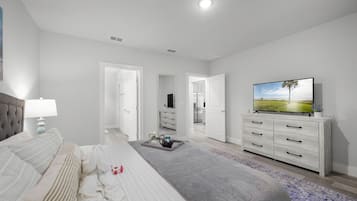 Rumah, Beberapa Tempat Tidur, dapur | 3 kamar tidur dan seprai linen