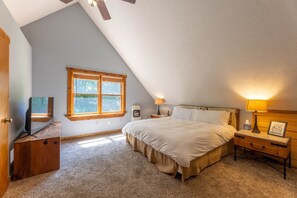4 slaapkamers, reisbedje, wifi, beddengoed