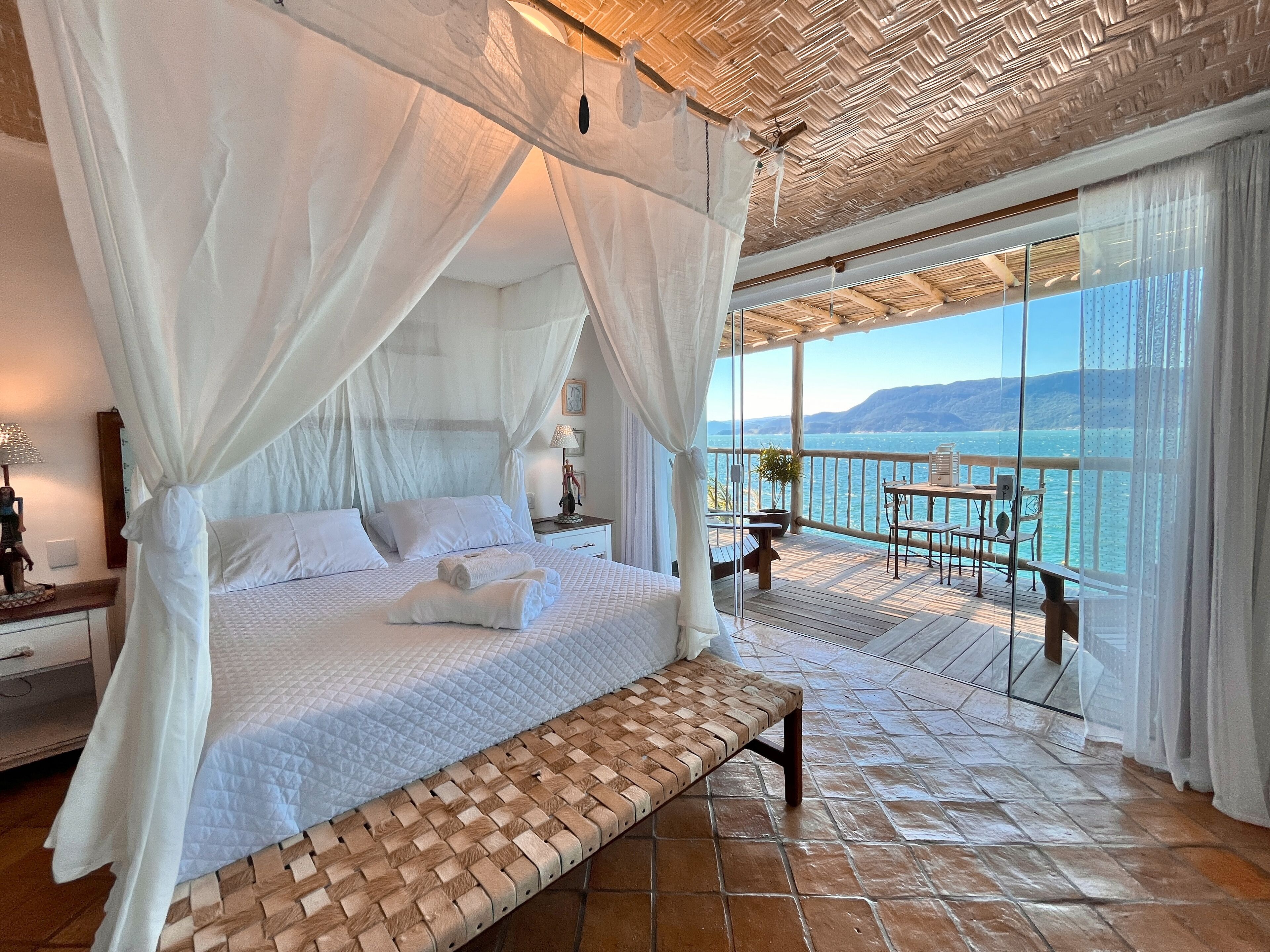 Luxury Suite | Blackout curtains, iron/ironing board, free WiFi, bed sheets