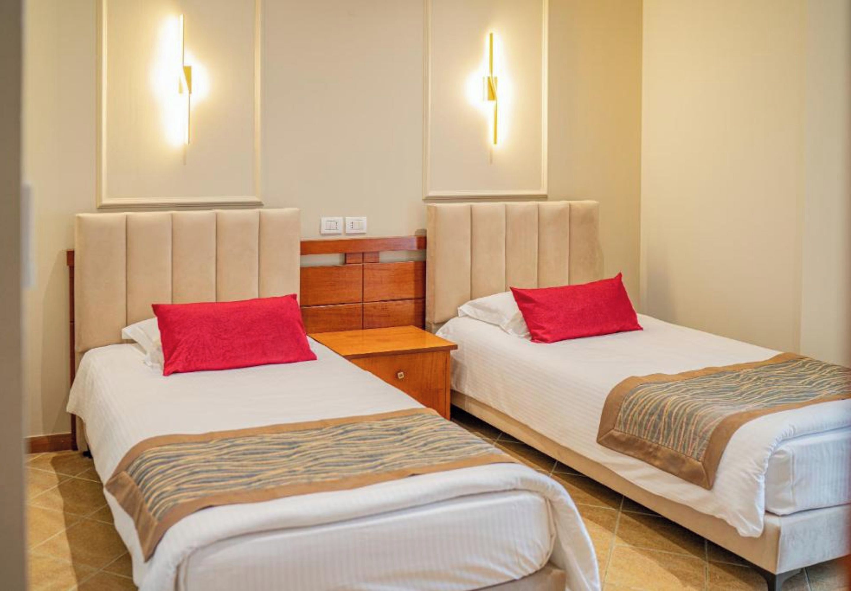 Tomannsrom – standard | Skrivebord, strykejern/-brett, wi-fi (inkludert) og sengetøy