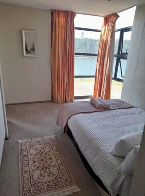 2 Schlafzimmer, Schreibtisch, kostenloses WLAN