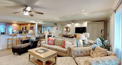 Sunrise Villa by Distinctive Beach Rentals