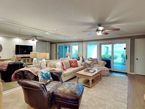 Condo (1 Bedroom) | Front of property