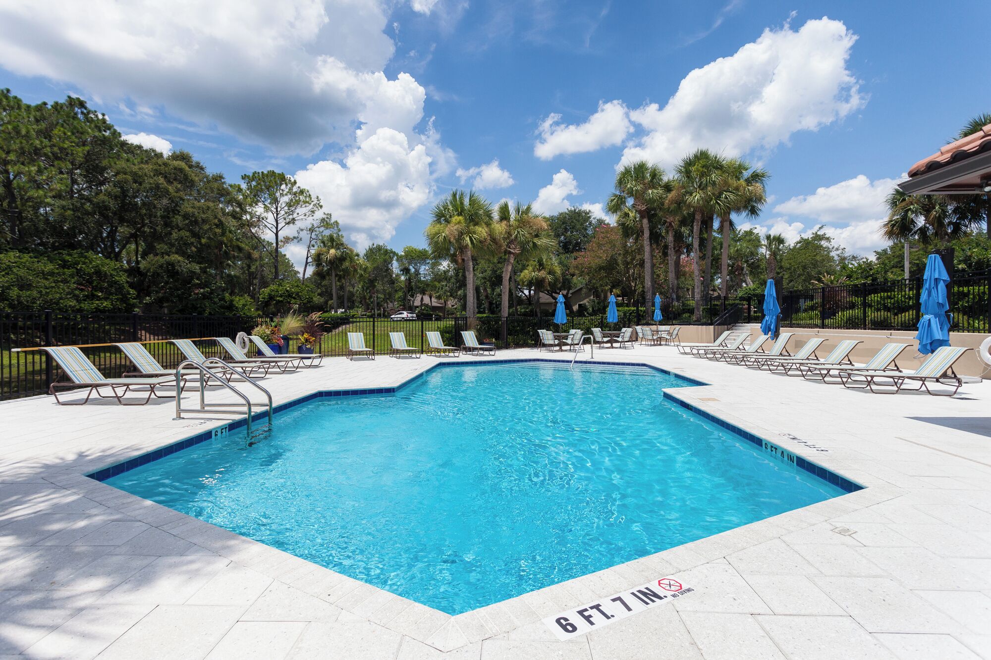 Condo (1 Bedroom) | Property amenity