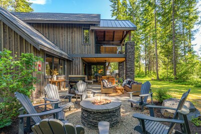 Mountain Cabin | Private Swim Spa - Where Time is on Your Side W/ 1PM In/Out