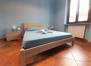 1 bedroom, iron/ironing board, bed sheets - Accommodation in the heart of Monferrato, an Unesco heritage site (Calliano)