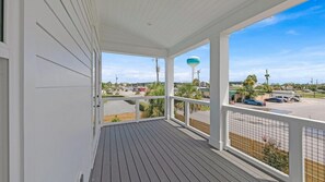 Terrace/patio - 8 BR 6 BA + Pool & Hot Tub + Pickleball Fun (Okaloosa Island)